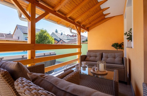 Osijek Apartment | Awesome apartment in Visnjevac with sauna