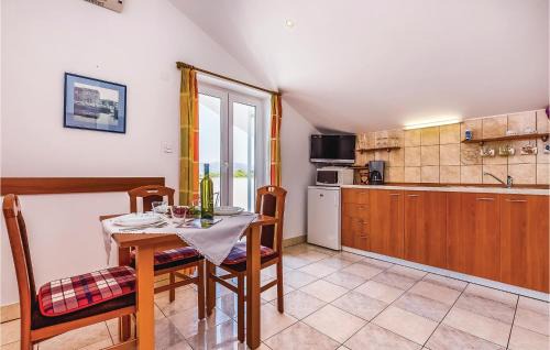Brzac Apartment | Awesome Apartment In Krk With Wifi
