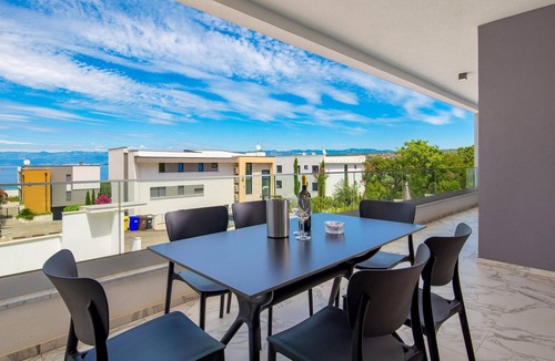 Zidarici Apartment | Awesome apartment in Malinska