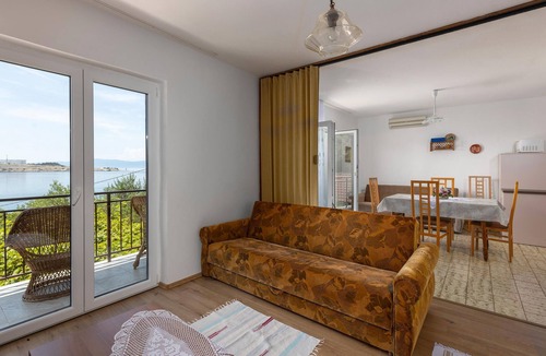 Omisalj Apartment | Awesome apartment in Omisalj with WiFi