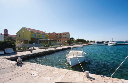 Krapanj Apartment | Awesome apartment in Sibenik with house sea view