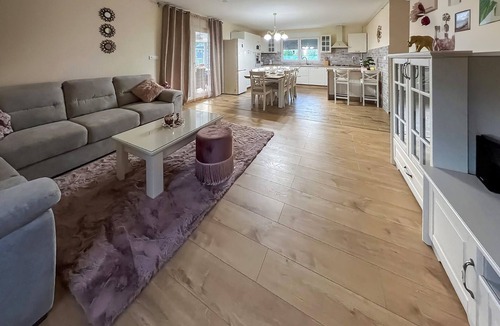 Krapinske Toplice House | Awesome home in Krapinske Toplice