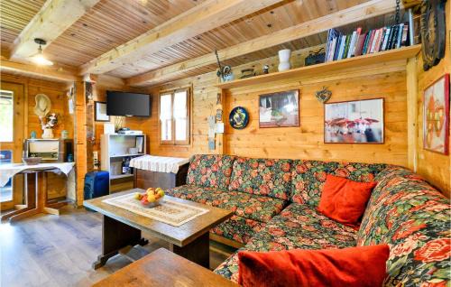 Bistra House | Awesome Home In Poljanica Bistranska
