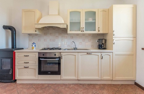 Velim House | Awesome home in Benkovac with jacuzzi