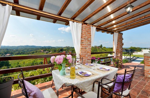 Cestica House | Awesome home in Cestica with sauna