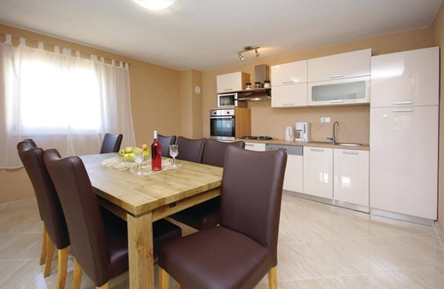 Velika Cista House | Awesome home in Cista Velika