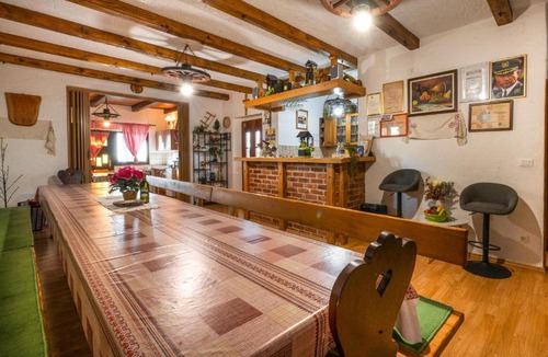 Donja Stubica House | Awesome Home In Donja Stubica