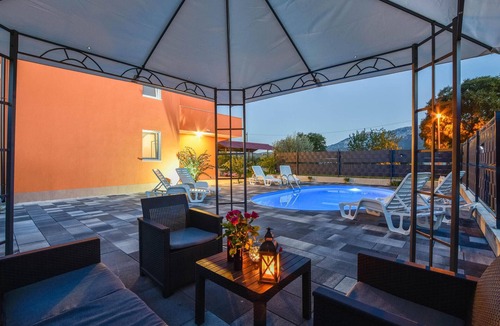 Dugopolje House | Awesome home in Dugopolje with private swimming pool, can be inside or outside