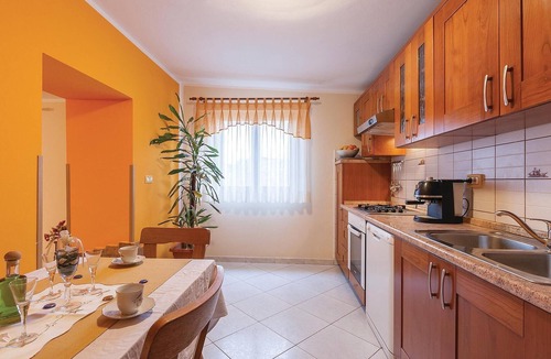 Gajana House | Awesome home in Gajana