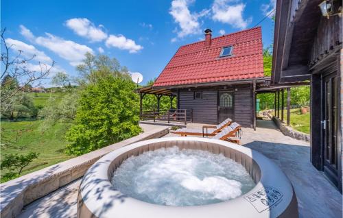 Netretic House | Awesome Home In Gornje Stative With Wifi