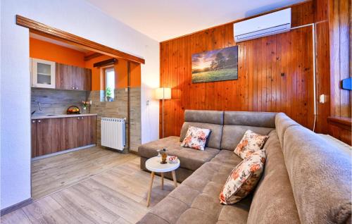 Bjelovar House | Awesome Home In Gudovac