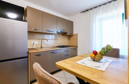 Ivanska House | Awesome home in Ivanska