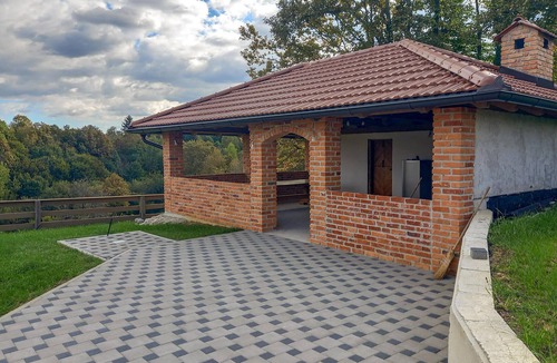 Ozalj House | Awesome home in Karlovac with WiFi