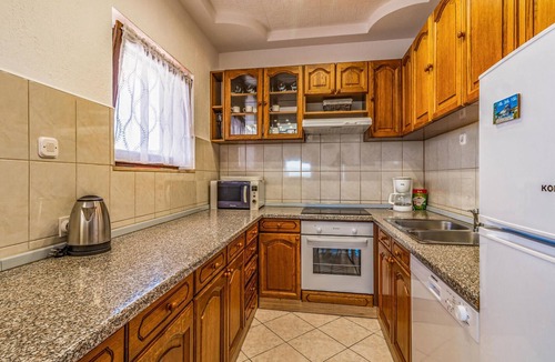 Rudine House | Awesome home in Kastel Novi