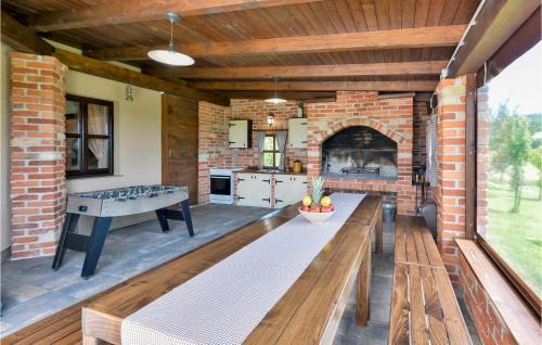 Krasic House | Awesome Home In Krasic With Sauna