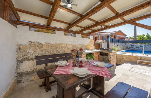 Gustirna House | Awesome home in Marina
