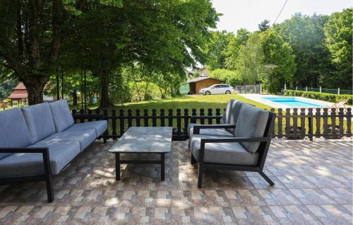 Gornja Stubica House | Awesome Home In Milekovo Selo