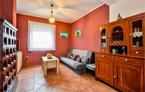Krasic House | Awesome Home In Mirkopolje