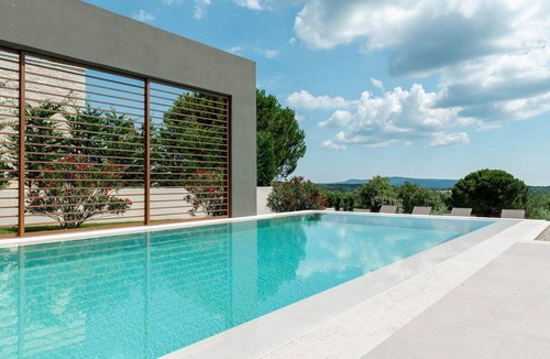 Martinski House | Awesome home in Nedescina with sauna