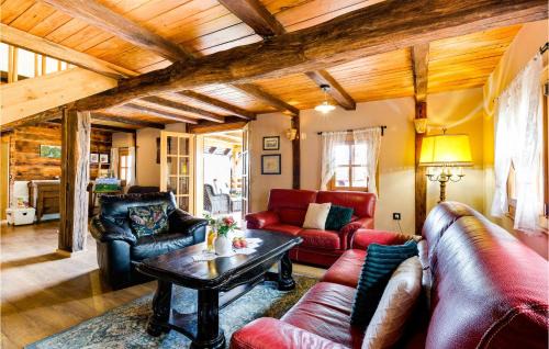 Pisarovina House | Awesome Home In Pisarovina
