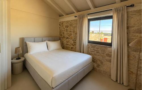 Benkovac House | Awesome Home In Podgrade With Sauna