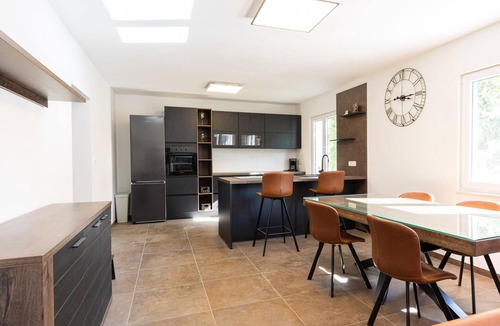 Podstrana House | Awesome home in Podstrana