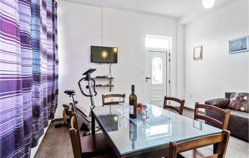 Razanj House | Awesome Home In Razanj