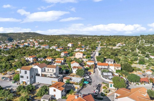 Razanj House | Awesome home in Razanj