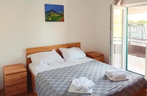 Ploce House | Awesome Home In Rogotin With House Sea View