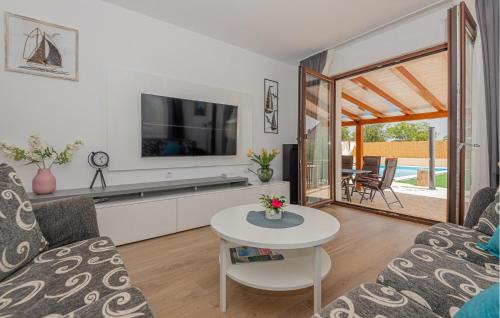 Bribir House | Awesome Home In Sibenik