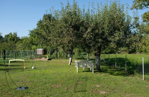 Lekenik House | Awesome home in Stari Brod with sauna