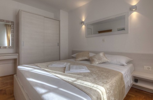 Stinjan House | B&B L.D