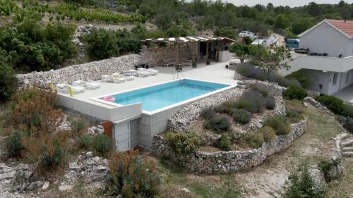 Blizna Donja Bed & Breakfast | B&B On The Rocks