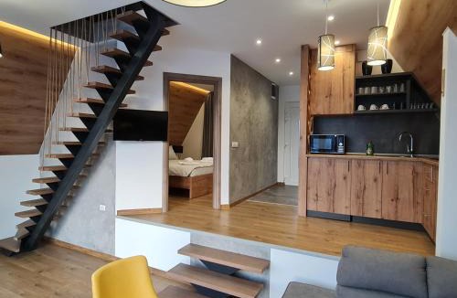 Pale House | Bajkoviti bungalov