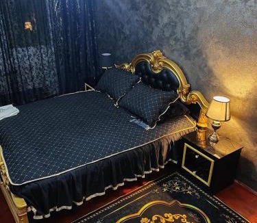 Arad Apartment | Baroque Arena Black Diamond