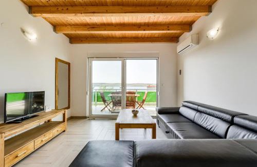 Ljubac Apartment | Batimat Apartments