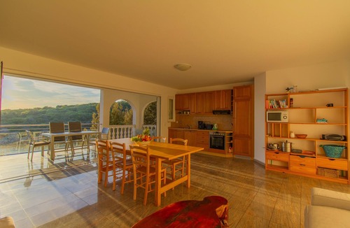 Potocnica Apartment | Beach Apartment 1: private bathing area, sandy beach, WiFi, ideal for families