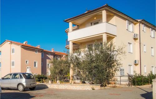 Malinska Apartment | Beach Front Apartment In Sveti Vid Miholjice