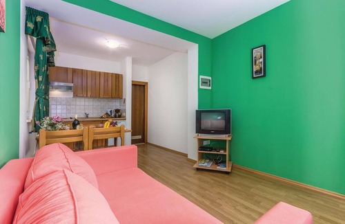 Vabriga Apartment | Beach front apartment in Tar-Vabriga with WiFi
