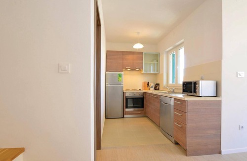 Privlaka Apartment | Beach front apartment in Privlaka with WiFi