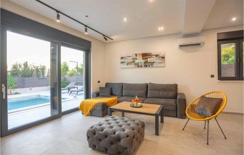 Podstrana House | Beach Front Home In Podstrana