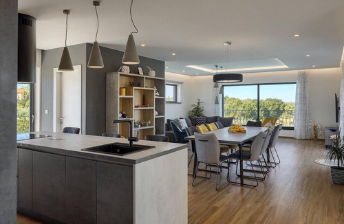 Mugeba House | Beach front home in Porec
