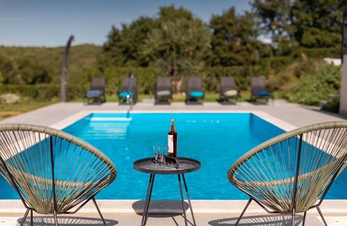 Mugeba House | Beach front home in Porec