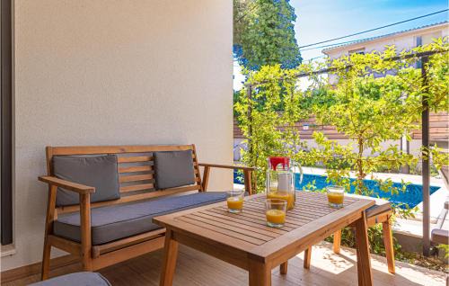 Brodarica House | Beach Front Home In Sibenik-Brodarica