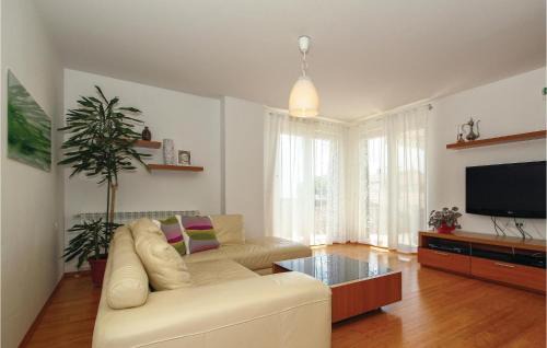 Murine House | Beach Front Home In Umag