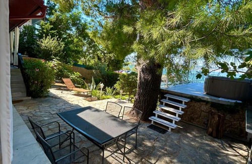 Starigrad House | beach house