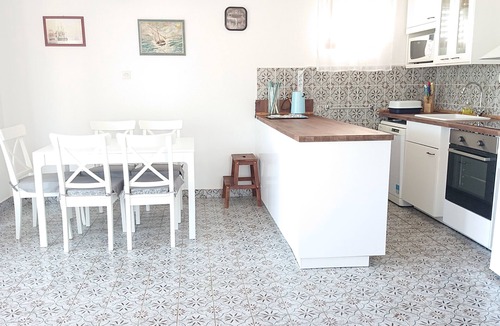 Pirovac Apartment | Beachfront Apartment Fortuna - Home away from home