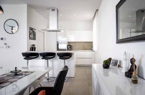 Slatine Apartment | Beachfront Apartment Lemonade VIII