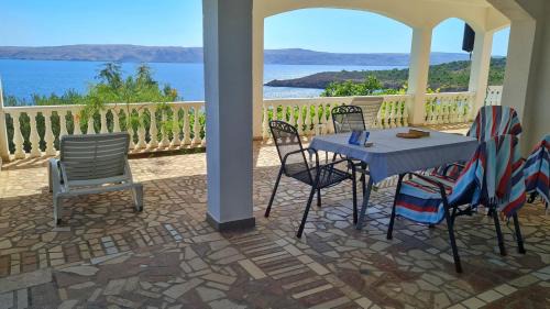 Cesarica Apartment | Beachfront apartments Rukavina