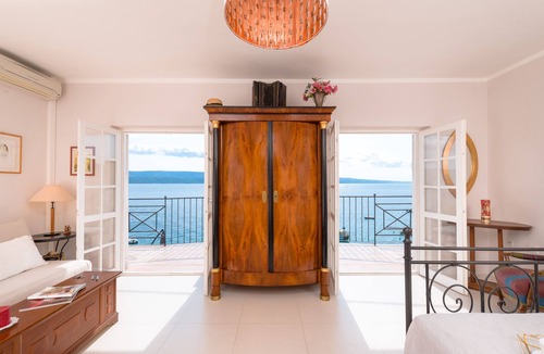 Stanici Villa | Beachfront Villa Aestas with stunning view/5 Bedrooms, 6 Bathrooms